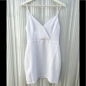 BCBGeneration - Elegant White Dress Mini